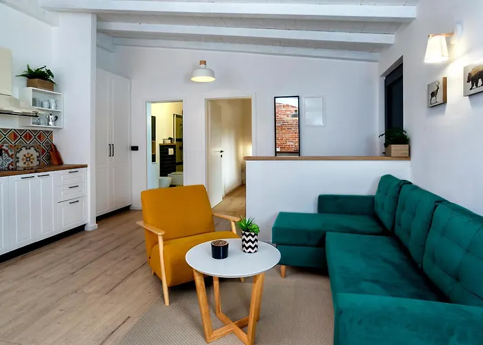 Garden House ロヴィニ